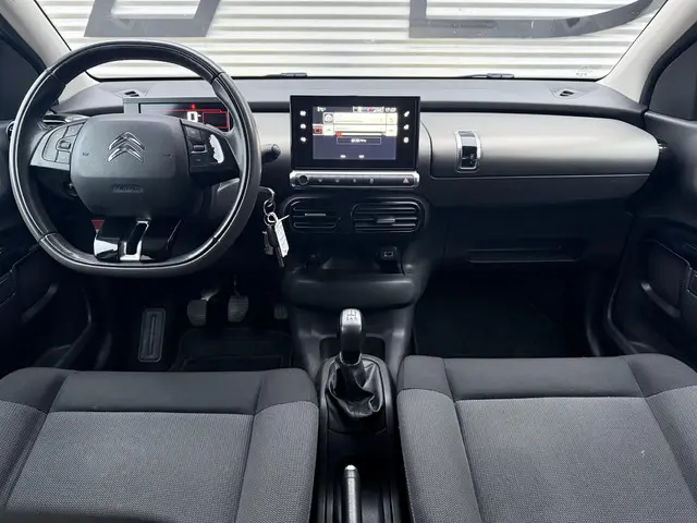 Citroën C4 Cactus 1.2 PureTech Business 2015 Benzine 22