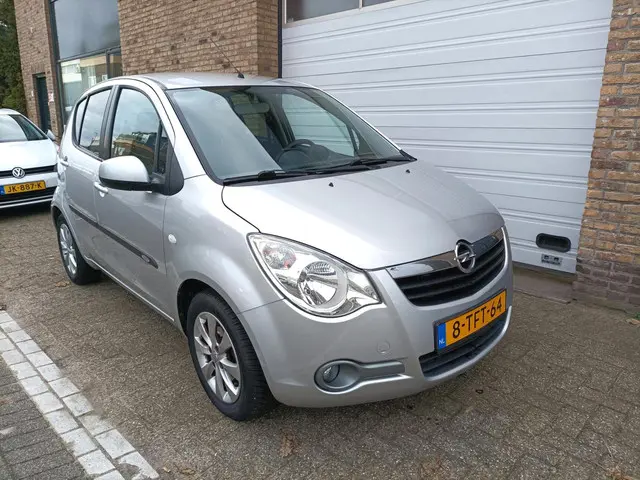 Opel Agila 1.0 Airco 2014 Navi APK 01-2027 2014 Benzine 4