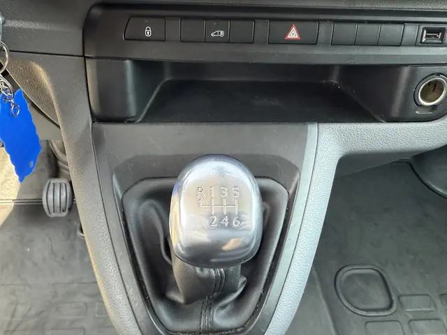 Opel Vivaro 2.0 CDTI 150PK EURO6 L3H1 2020 Diesel 34