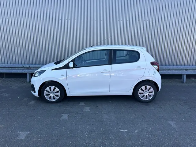 Peugeot 108 1.0 e-VTi Active 2017 Benzine 9