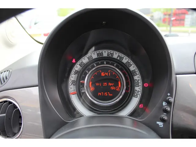 Fiat 500 0.9 TA T Popstar 2015 Benzine 10