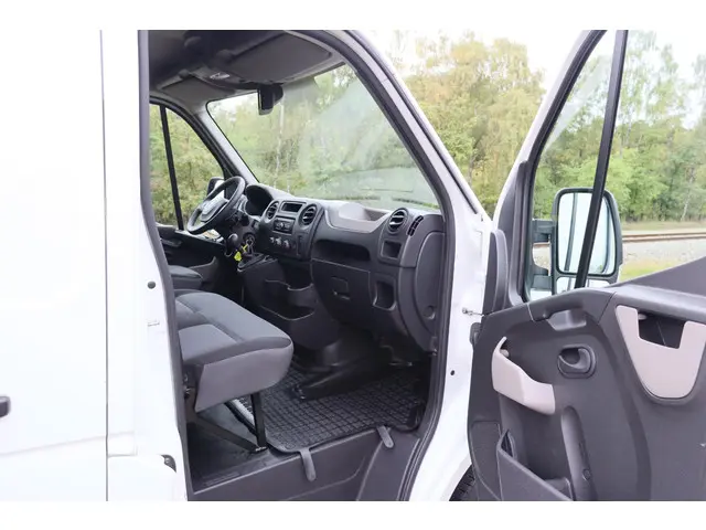 Renault Master T35 2.3 dCi L3H3 DL 2016 Diesel 26