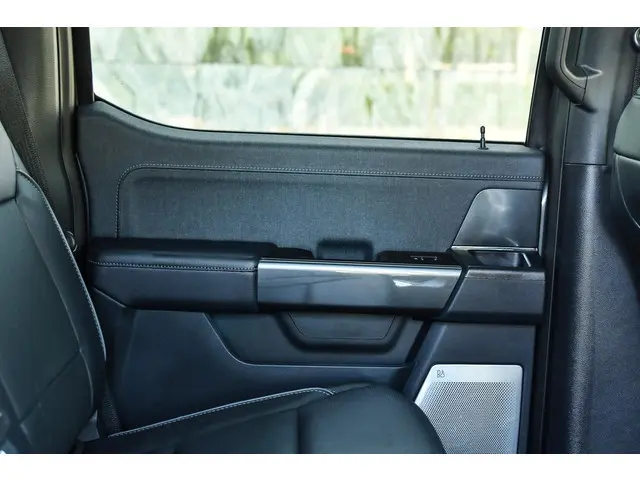 Ford F-150 USA 5.0 V8 XLT LARIAT BPM VRIJ 2024 Benzine 42