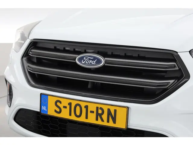 Ford Kuga 1.5 ST-Line 4WD Aut. 2017 Benzine 28