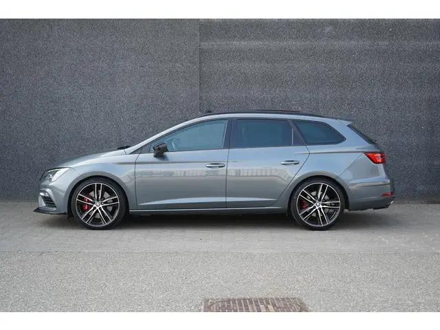 SEAT Leon ST 2.0 TSI CUPRA 300 2018 Benzine 2