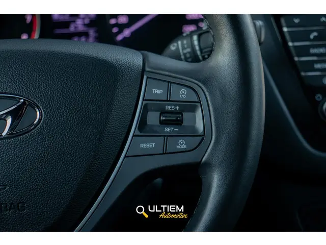 Hyundai i20 1.2 HP i-Motion Premium 2017 Benzine 15