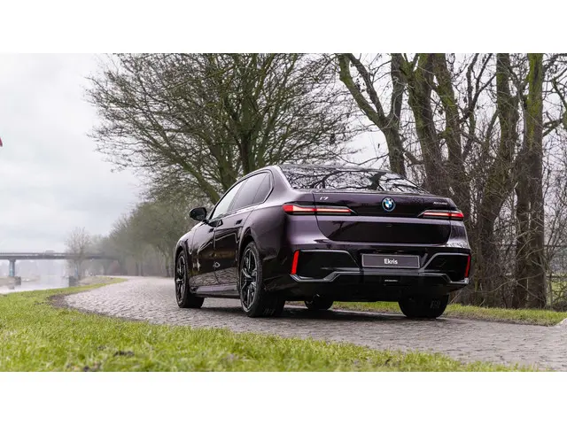 BMW i7 xDrive60 Privilege Edition 2025 Elektrisch 3