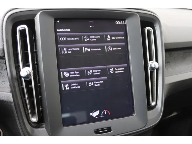 Volvo XC40 2.0 T4 2019 Benzine 21