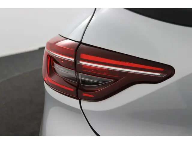 Renault Clio 1.0 TCe 90 Equilibre 2023 Benzine 26