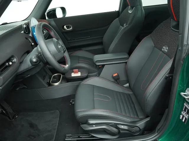 MINI 3-Deurs Cooper C 2025 Benzine 4