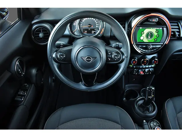 MINI Cooper Cabrio Mini 1.5 136pk 2020 Benzine 23