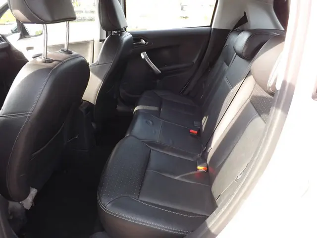 Peugeot 208 1.2 PureTech Première | AUTOMAAT 2016 Benzine 9