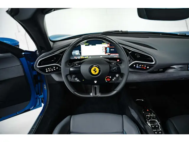 Ferrari 296 GTS 2024 Hybride Benzine 32