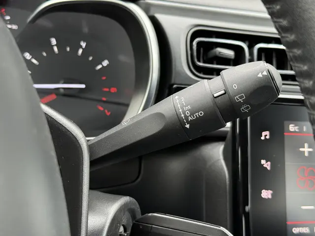 Citroën C3 1.2 PureTech S&S Feel 2019 Benzine 23