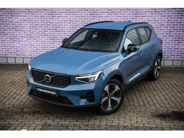 Volvo XC40 2.0 B4 Plus Dark 2025 Benzine 15