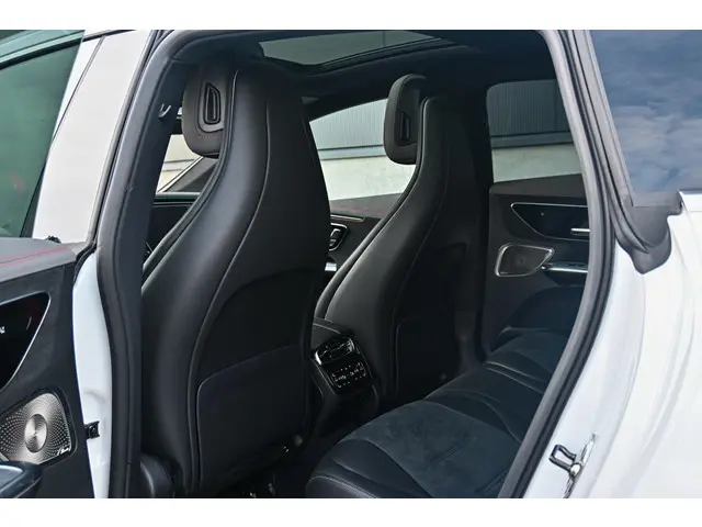 Mercedes-Benz EQE AMG 43 4MATIC 2022 Elektrisch 13