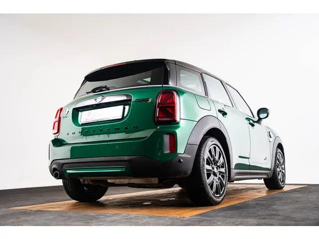 MINI Countryman Cooper SE ALL4 2022 Hybride Benzine 11