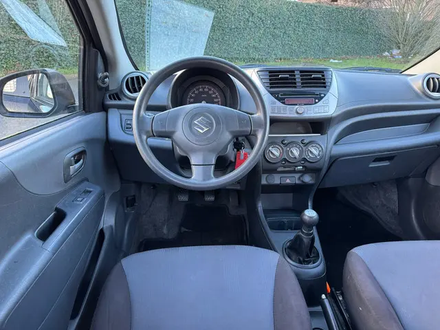 Suzuki Alto 3