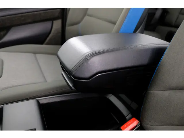 BMW i3 Basis Comfort Advance 22 kWh 2015 Elektrisch 29