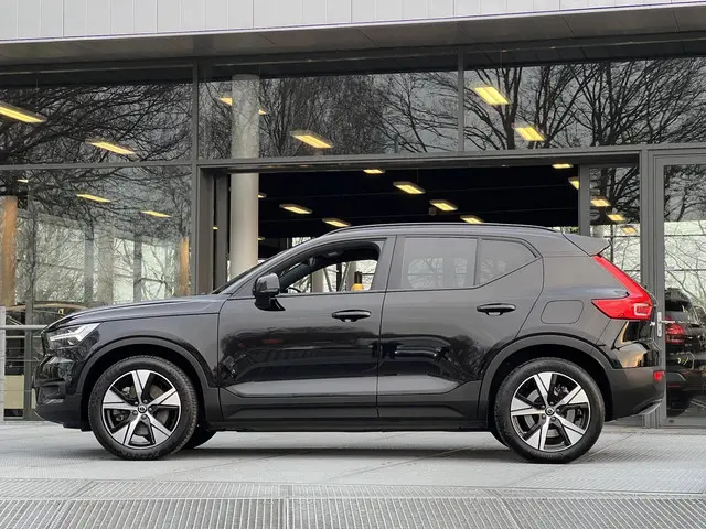 Volvo XC40 Recharge P8 AWD R-Design 2020 Elektrisch 17