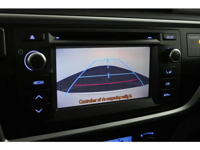 Toyota Auris 1.8 Hybrid Lease 2013 Hybride Benzine 9