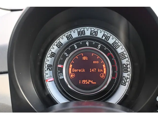 Fiat 500 0.9 TwinAir Turbo Lounge 2017 Benzine 11