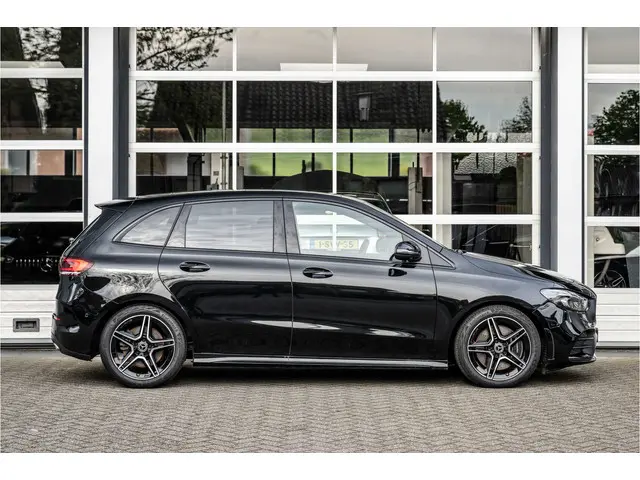 Mercedes-Benz B-Klasse 250 AMG Line 2022 Benzine 5
