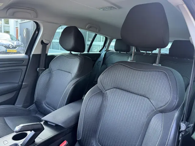 Renault Mégane Estate 1.2 TCe Limited 2018 Benzine 10