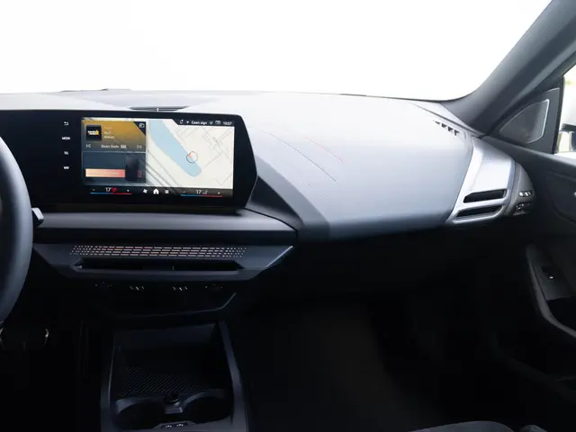 BMW 2 Serie Gran Coupé 220 2025 Benzine 9