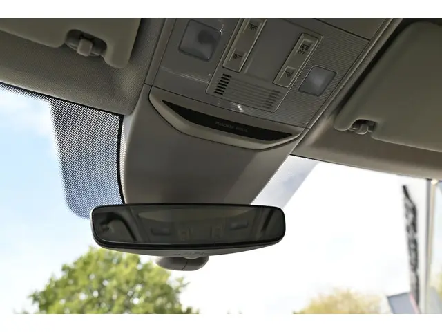 Škoda Kamiq 1.0 TSI Ambition 2024 Benzine 37