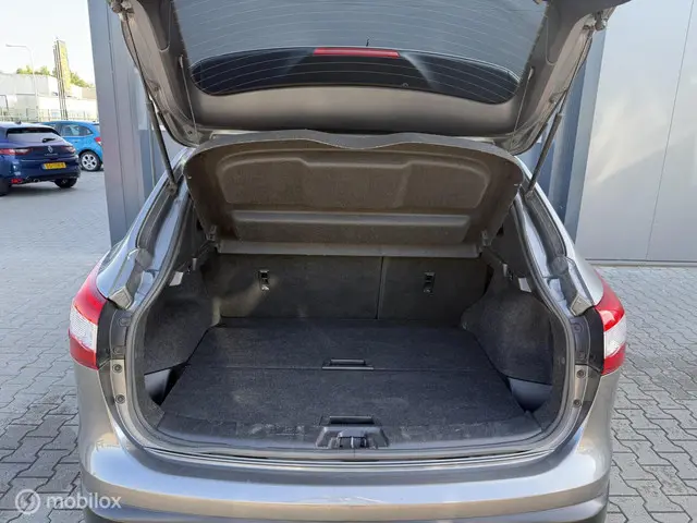 Nissan QASHQAI 1.2 N-Connecta 4 Cilinder 2016 Benzine 12