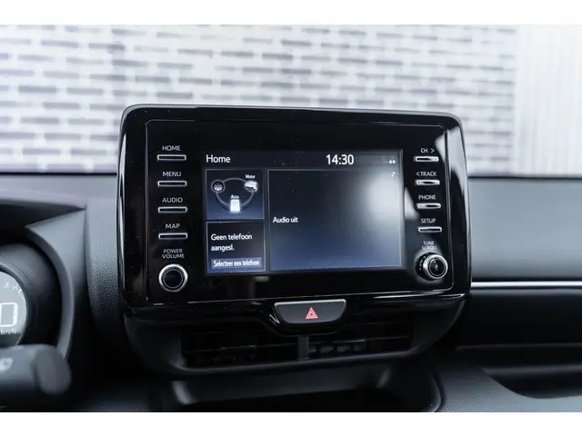 Toyota Yaris 1.5 Hybrid Dynamic 2022 Hybride Benzine 38