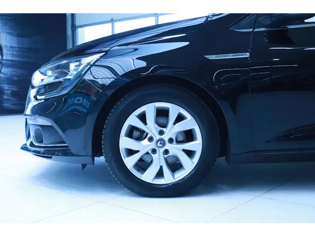 Renault Mégane Estate 1.3 TCe Limited 2019 Benzine 25