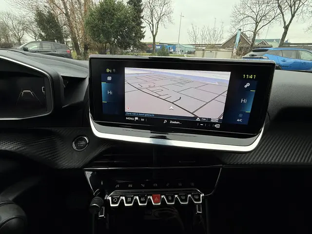 Peugeot e-2008 EV Allure 50 kWh 2020 Elektrisch 19