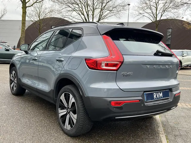 Volvo XC40 Recharge Core 70 kWh 2022 Elektrisch 5