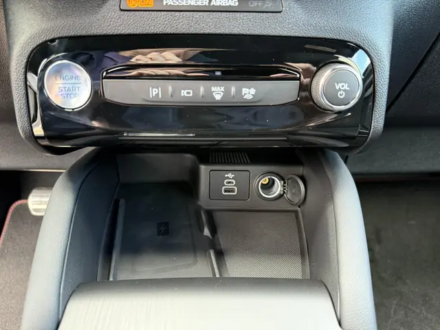 Ford Kuga 2.5 PHEV ST-Line X 2025 Hybride Benzine 38