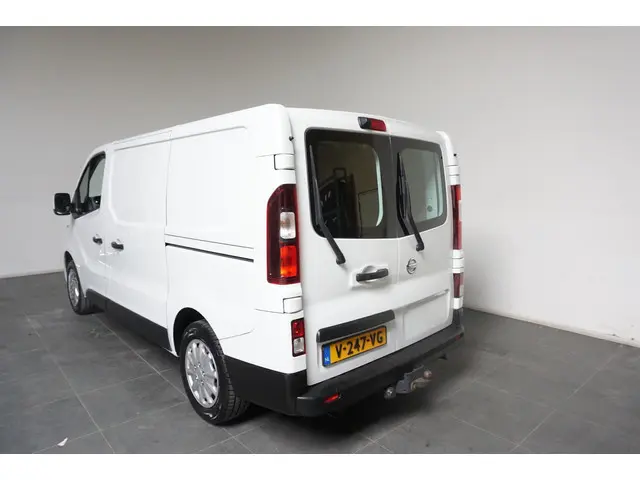 Nissan NV300 L1H1 Optima 2019 Diesel 6