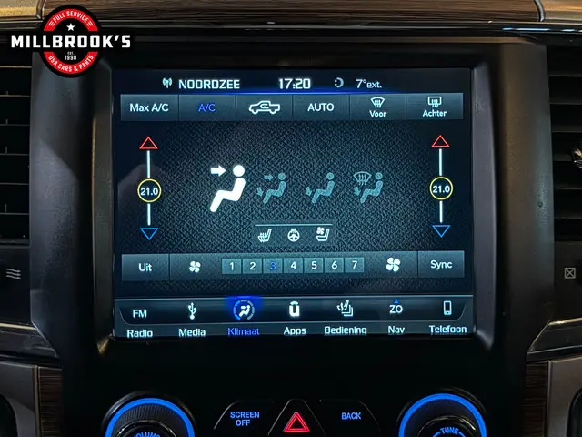 Dodge Ram 1500 5.7 V8 Laramie 2018 LPG/Gas 14