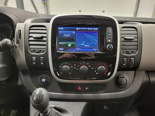 Renault Trafic 1.6dCi Trekhaak Euro 6! 2016 Diesel 10