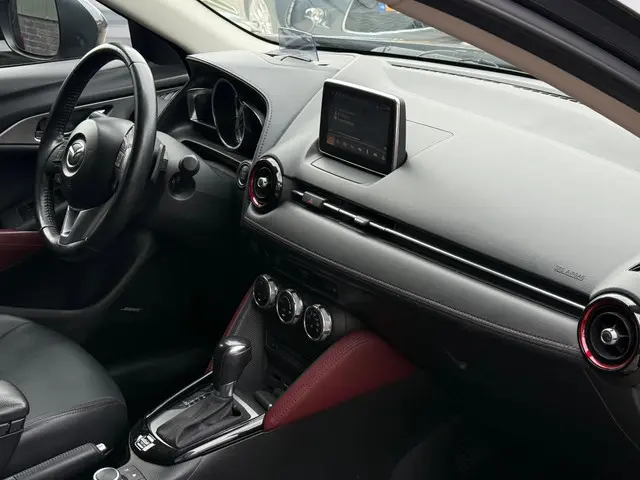 Mazda CX-3 2.0 SkyActiv-G 120 GT-M Automaat! 2015 Benzine 8