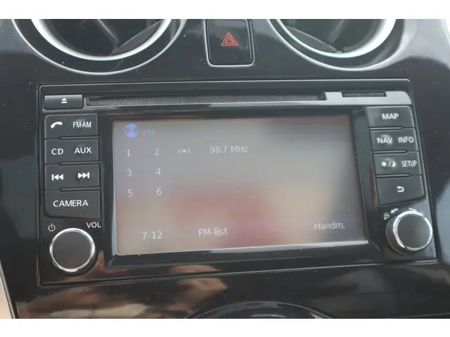 Nissan Note 1.2 DIG-S Tekna 2014 Benzine 21