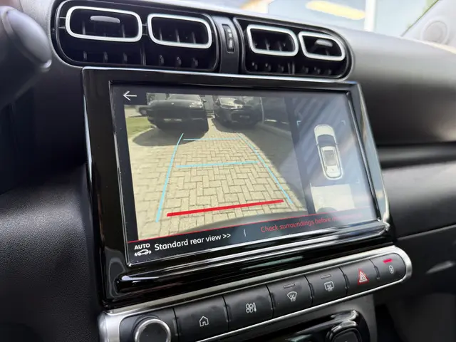 Citroën C3 Aircross 1.2 PureTech Max 2024 Benzine 33