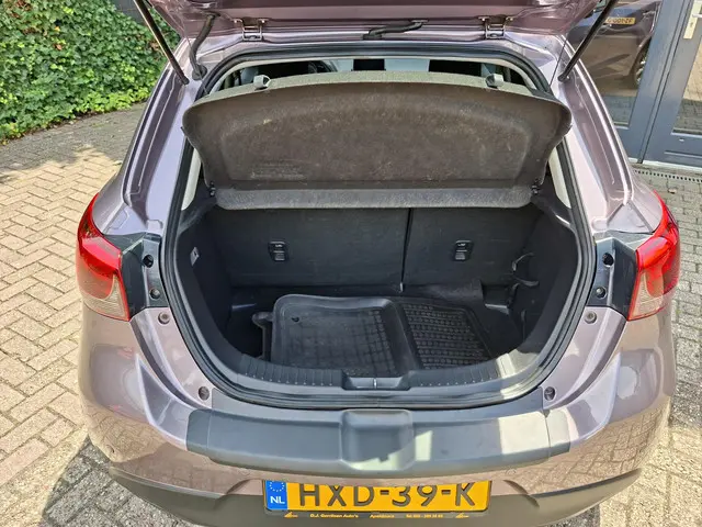 Mazda 2 1.5 Skyactiv-G Skylease+ 2015 Benzine 17