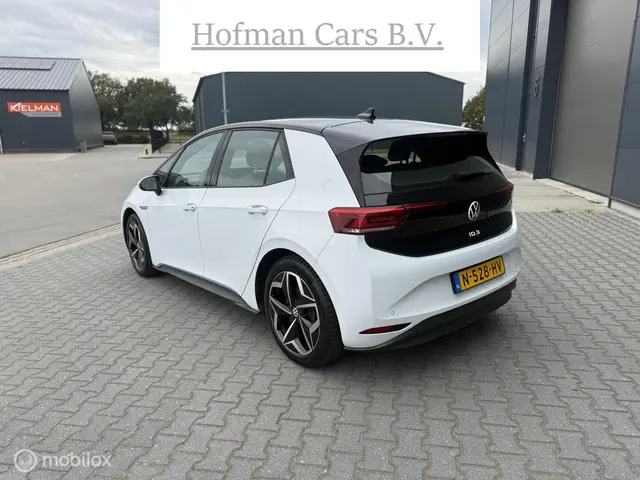 Volkswagen ID.3 3