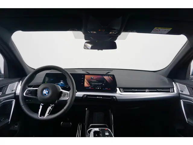 BMW iX2 eDrive20 2025 Elektrisch 10
