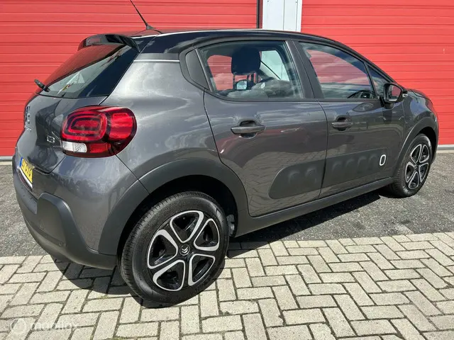 Citroën C3 1.2 PureTech S&S Feel Edition 2019 Benzine 9