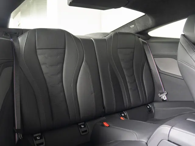 BMW 8 Serie Coupé 840i 2023 Benzine 10