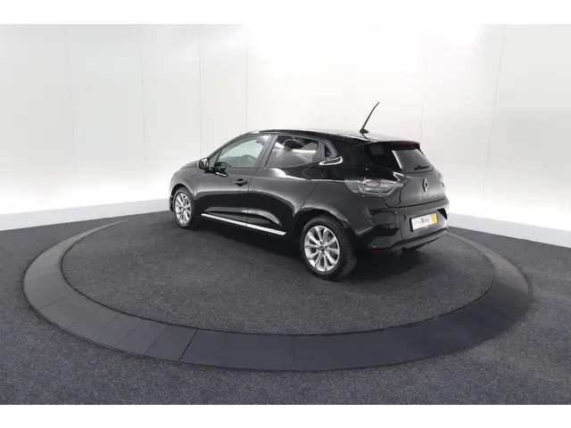 Renault Clio TCe 90 Evolution 2024 Benzine 74
