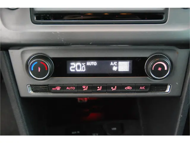 Volkswagen Polo 1.0 60PK 2015 Benzine 18