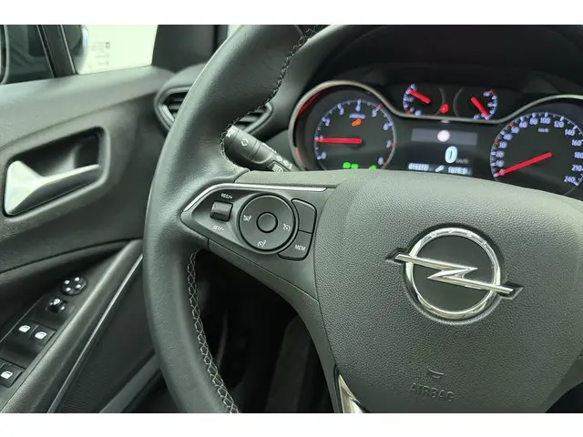 Opel Crossland 1.2 Turbo Level 4 2024 Benzine 22